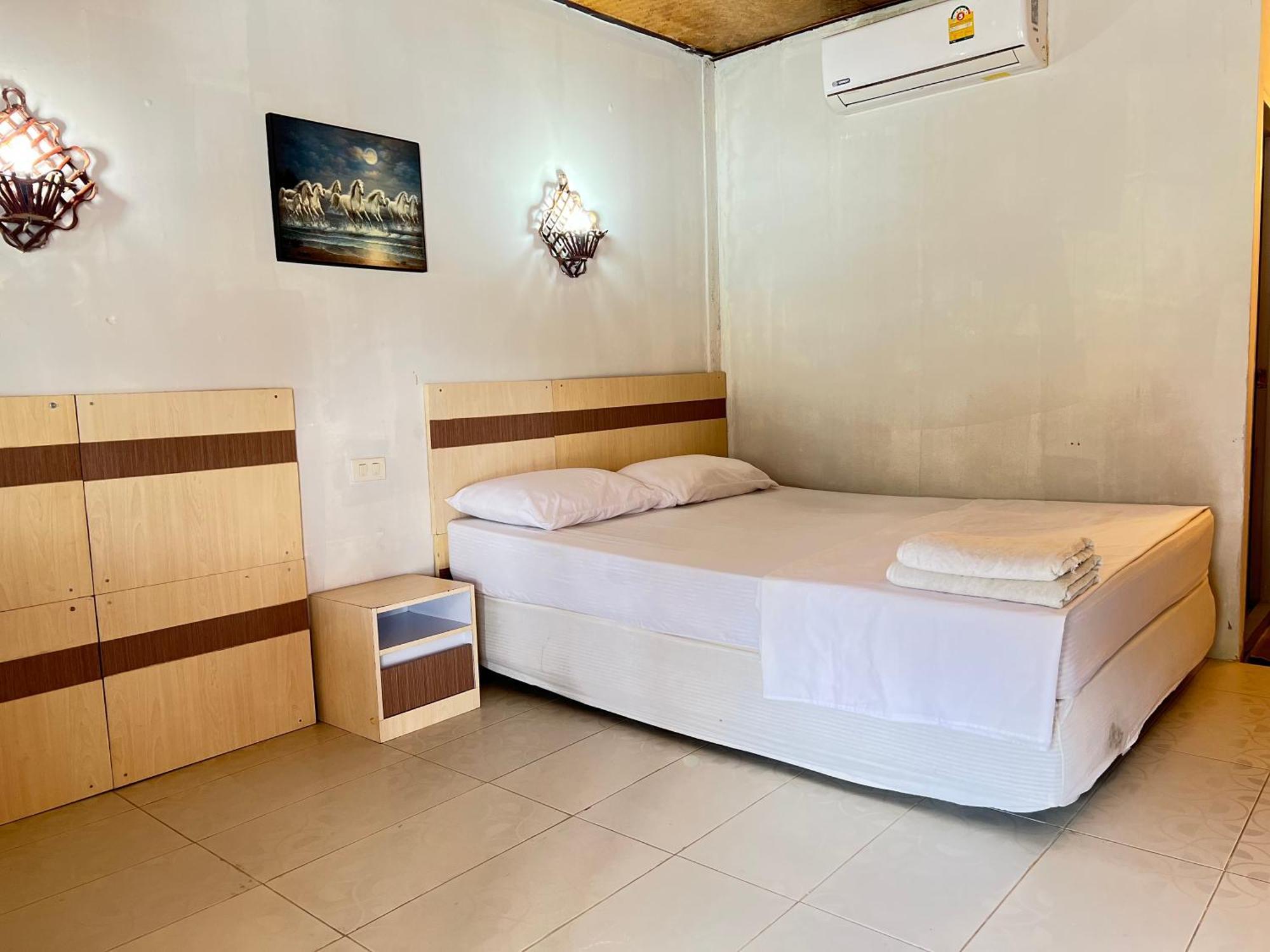 Lux Guesthouse Phi Phi Don Exterior foto